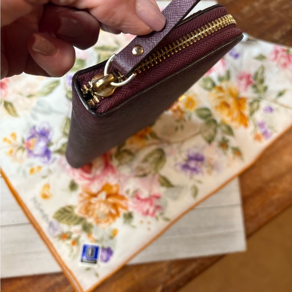 Kate Spade Laurel Way Stacy Wallet in Deep Plum. Beautiful saffiano leather - Picture 7 of 13
